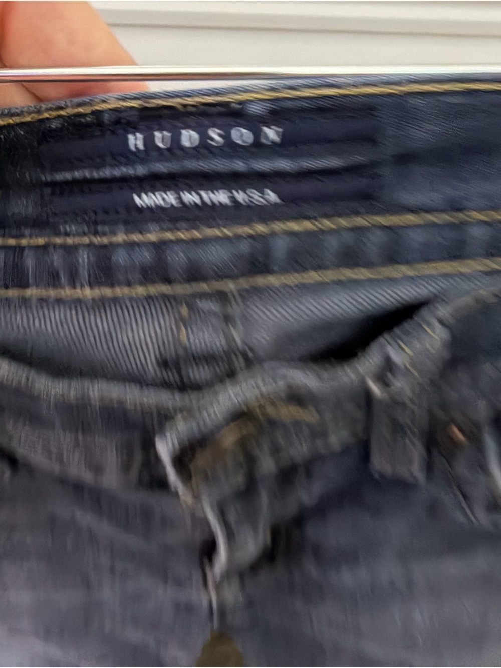 Hudson Jeans Women's Flare Jeans in Medium Blue Wash - Picture 2 of 4